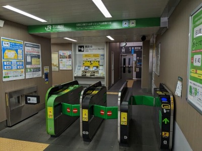 �ΐ쒬�w���ӂ̒��̗l�q