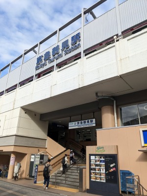 �ߌ��w���ӂ̒��̗l�q