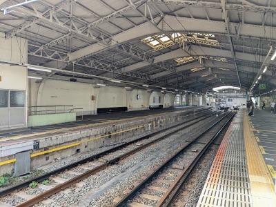 �ߌ��w���ӂ̒��̗l�q