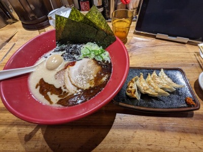 <一風堂>赤丸新味 都立大学駅のとんこつラーメン--一風堂 駒沢公園店