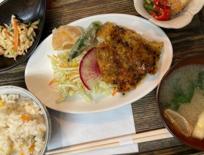 �m����w���ӂ̃J�t�F--���J�t�F