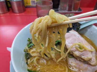 <ラーメン山岡家>特製味噌チャーシュー麺 河口湖駅の豚骨ラーメン--ラーメン山岡家 フォレスト河口湖店