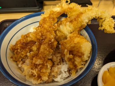 <天丼てんや>ごちそう天丼 信濃吉田駅周辺の天ぷら--天丼てんや 長野徳間店