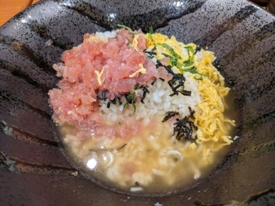 <ココス>まぐろたたき&しらす丼 六実駅のファミレス--ココス 松戸六高台店