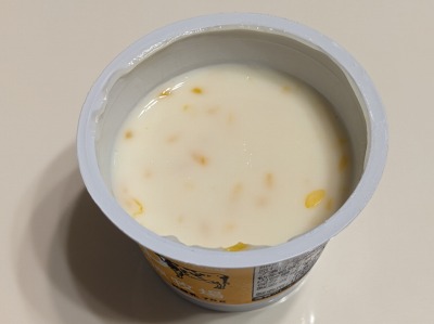<シャトレーゼ>ヨーグルト 南茨木駅のケーキ--シャトレーゼ 茨木南店