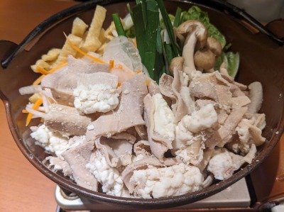 <和食さと>さとの特選鍋 河内天美駅のファミレス--和食さと 松原三宅店