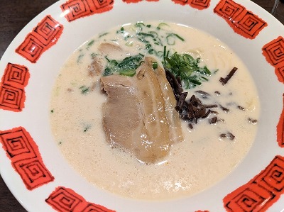 <バーミヤン>とんこつラーメン 秋川駅の中華--バーミヤン 秋川店