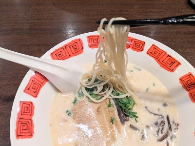 <バーミヤン>とんこつラーメン 茅野駅周辺の中華--バーミヤン 茅野店