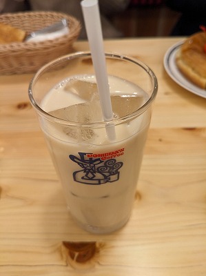 <コメダ珈琲店>ドリンク 防府駅のカフェ--コメダ珈琲店 防府八王子店