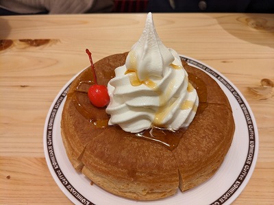 <コメダ珈琲店>シロノワール 防府駅のカフェ--コメダ珈琲店 防府八王子店