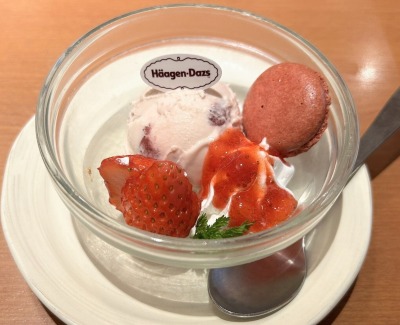 <和食さと>季節のアイスクリーム 河内天美駅のファミレス--和食さと 松原三宅店