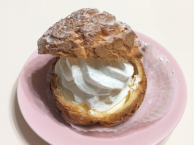 <不二家>窯焼きダブルシュークリーム 大鳥居駅の洋菓子--不二家 大鳥居店