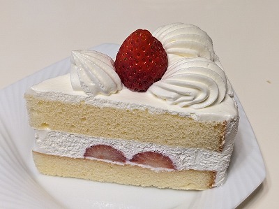 <銀座コージーコーナー>苺のショートケーキ 妙典駅周辺のケーキ--銀座コージーコーナー イオン市川妙典