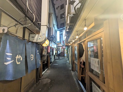 <豚の味珍>お店外観 横浜駅の居酒屋--豚の味珍