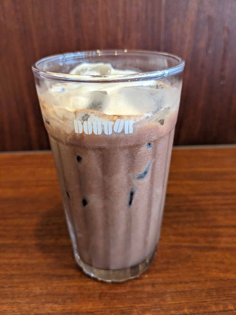 <ドトールコーヒーショップ>アイスココア 羽村駅のカフェ--ドトールコーヒーショップ 羽村店