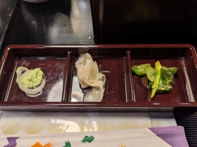 <鰻の成瀬>うな重(梅) 六実駅のうなぎ--鰻の成瀬 松戸六実店