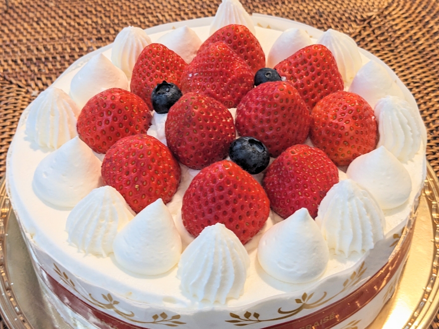 <シャトレーゼ>苺デコレーション 茂原駅のケーキ--シャトレーゼ 茂原店