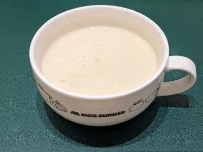 <モスバーガー>クラムチャウダー 京成立石駅のハンバーガー--モスバーガー 京成立石店