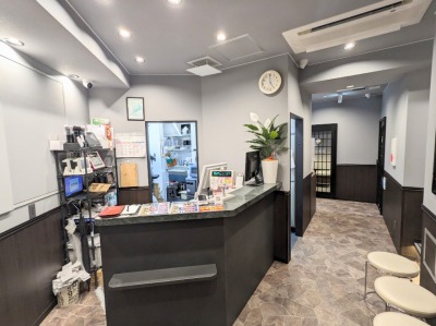 �o���K���[�n�E�X�@�߉����X