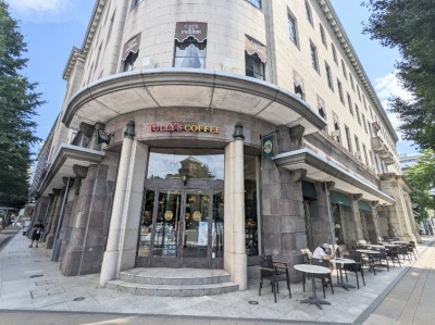 ���{��ʂ�w���ӂ̃J�t�F--�^���[�Y�R�[�q�[�@���{��ʂ�X