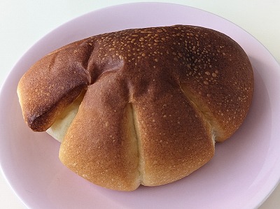 <麻布十番モンタボー>クリームパン 宮の沢駅周辺のパン屋さん--麻布十番モンタボー マックスバリュ宮の沢店