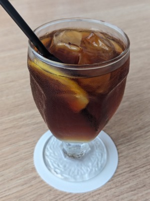 <ダッキーダック>なすとほうれん草のトマトソース 港南台駅周辺の洋食--ダッキーダック 港南台バーズ店