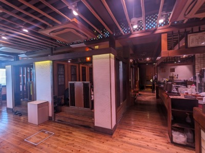 <カルビ家>お店外観 京急大津駅周辺の焼肉--カルビ家