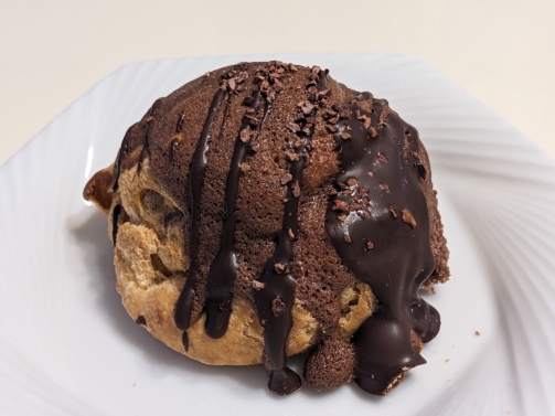 <ビアードパパ>GODIVAショコラ 秋葉原駅周辺のシュークリーム--ビアードパパ ヨドバシAkiba店