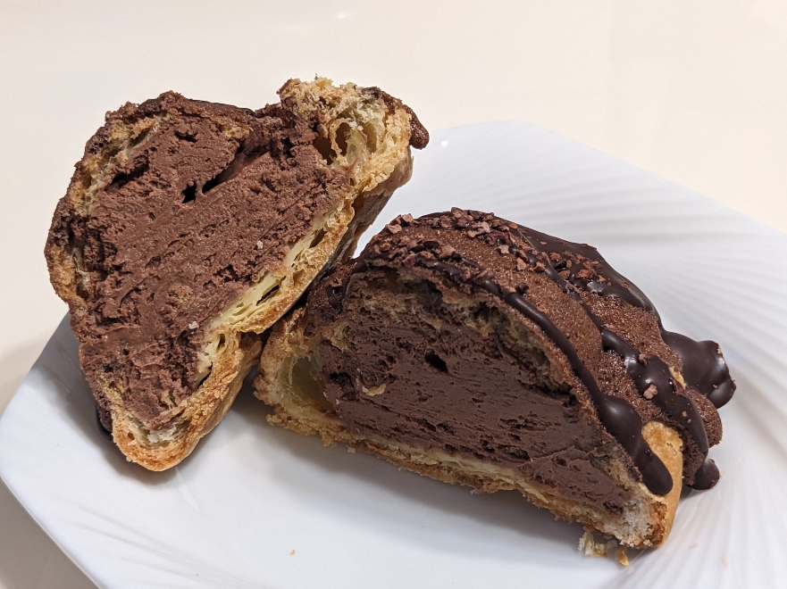 <ビアードパパ>GODIVAショコラ 秋葉原駅周辺のシュークリーム--ビアードパパ ヨドバシAkiba店