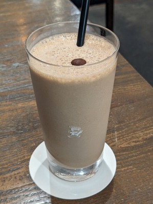 <キャラバンコーヒー>濃厚珈琲バナナジュース 国分寺駅周辺のカフェ--キャラバンコーヒー 国分寺丸井店