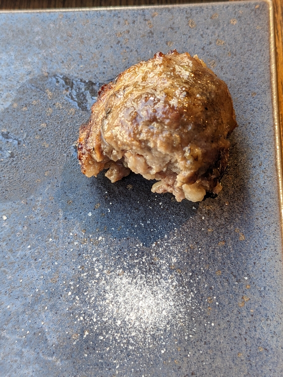 <ニクノカタマリ>熟成ニクノカタマリハンバーグ定食 武蔵小杉駅周辺のハンバーグ--ニクノカタマリ 武蔵小杉店