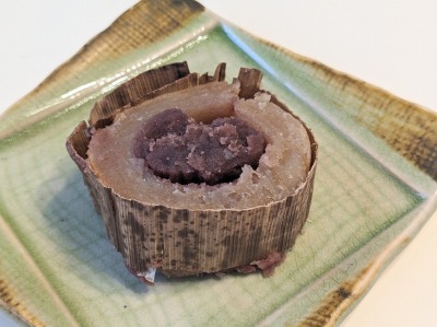 <笹屋伊織>弘法さんのどら焼 別府駅周辺の和菓子--笹屋伊織 トキハ別府店