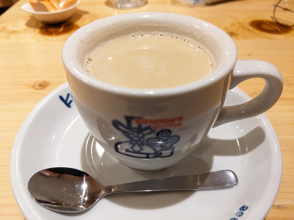 <コメダ珈琲店>ドリンク 八潮駅周辺のカフェ--コメダ珈琲店 八潮駅前店