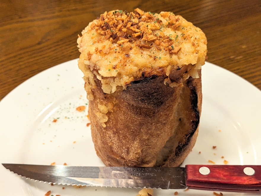 <ガーリックジョーズ>特製ガーリックブレッド 石川町駅周辺のニンニク料理--ガーリックジョーズ 元町店