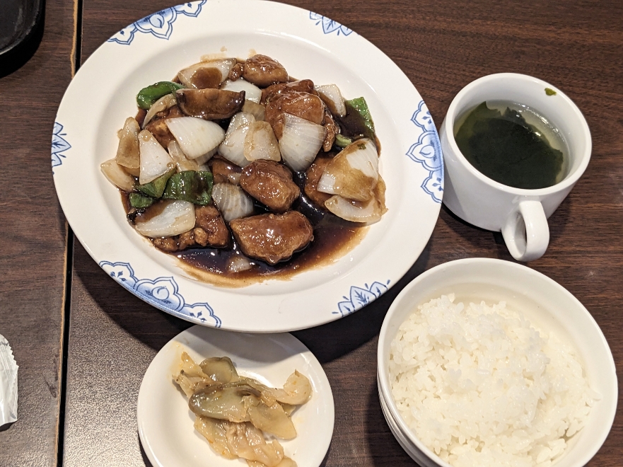 <バーミヤン>黒酢の酢豚定食 鶴ヶ峰駅周辺の中華--バーミヤン 今宿店