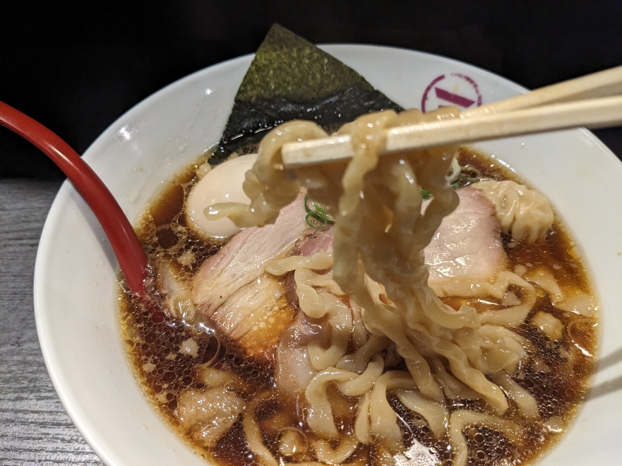 <維新商店>特生姜醤油そば 横浜駅周辺のラーメン--維新商店 本店