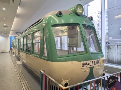 �{���w���ӂ̃��W���[�X�|�b�g--�d�Ԃƃo�X�̔�����