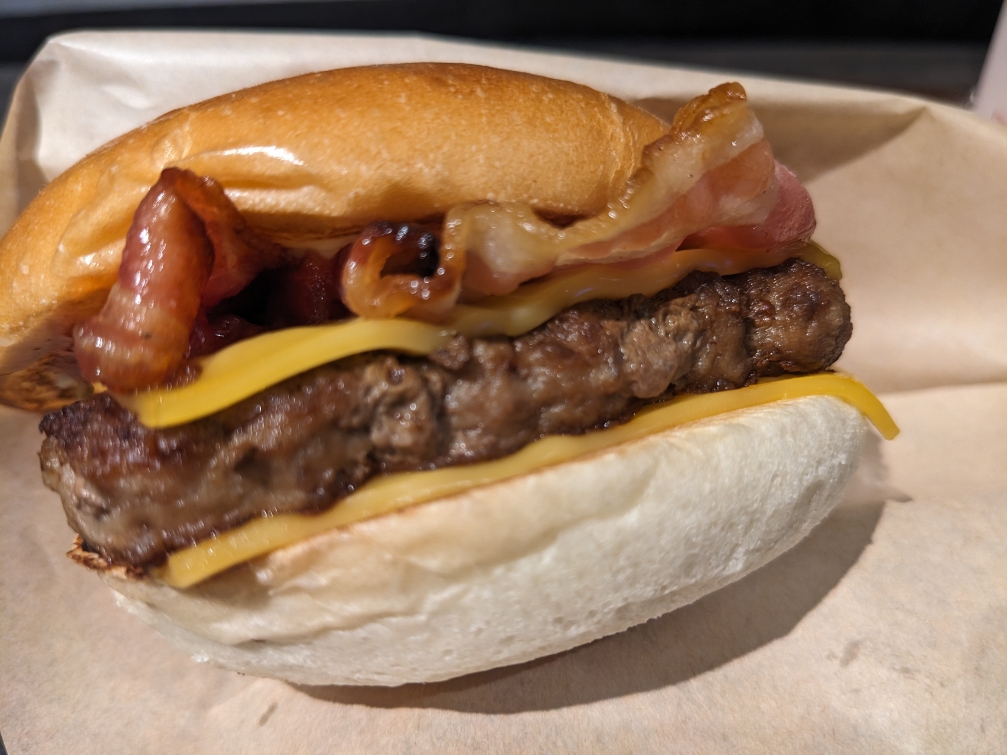 <ビナウォーク>ウェンディーズ 海老名駅周辺のショッピングモール--ビナウォーク