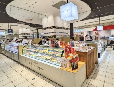 �A�E���E�J���p�[�j���@�a���X