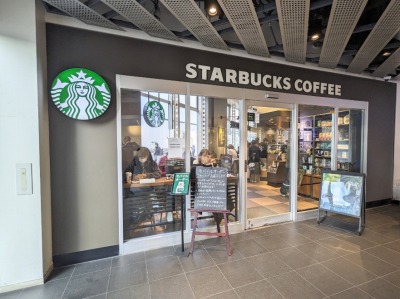 �X�^�[�o�b�N�X�R�[�q�[�@Qiz�a�̌��X