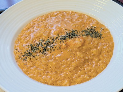 �{���؉w���ӂ̃J�t�F--�J�t�F�E�x���[�`�F�@�{���؉w����X