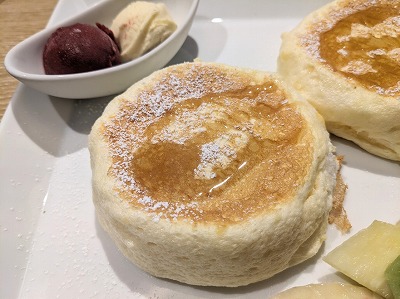 �񖓐�w���ӂ̃J�t�F--�ނ����̐X����@�񖓐�X