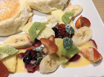 �񖓐�w���ӂ̃J�t�F--�ނ����̐X����@�񖓐�X