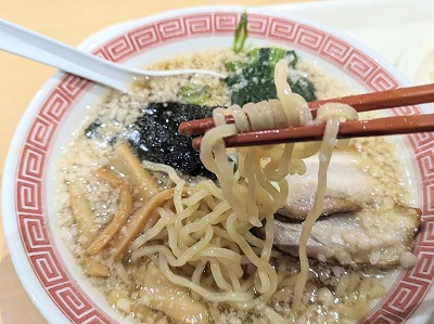 <幸楽苑>背脂中華そば 県立大学駅周辺のラーメン--幸楽苑 横須賀三春店