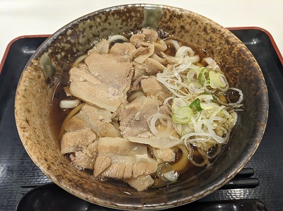 <えきめんや>肉うどん 上大岡駅周辺の立ち食いそば--えきめんや 京急上大岡店