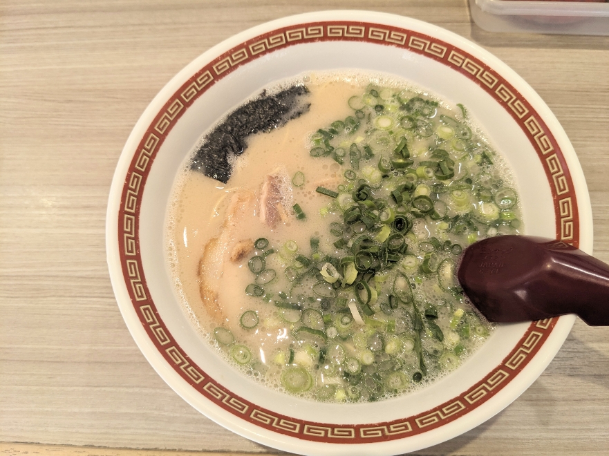 ���l���[�����������q