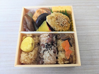 <おこわ米八>手のひら弁当<豆腐ハンバーグ> なんば駅周辺のおこわ--おこわ米八 大阪タカシマヤ店