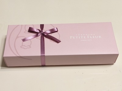 ���l�w���ӂ̃P�[�L--�v�`�E�t���[���@�C�Z�^�����R�n�}�X