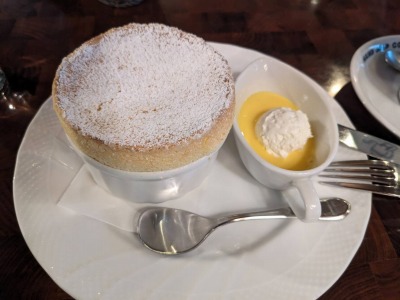 �O�������w���ӂ̃J�t�F--���T����X�@�O�������X