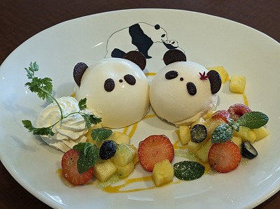 <上野精養軒>双子パンダデザート 上野駅周辺の洋食--上野精養軒